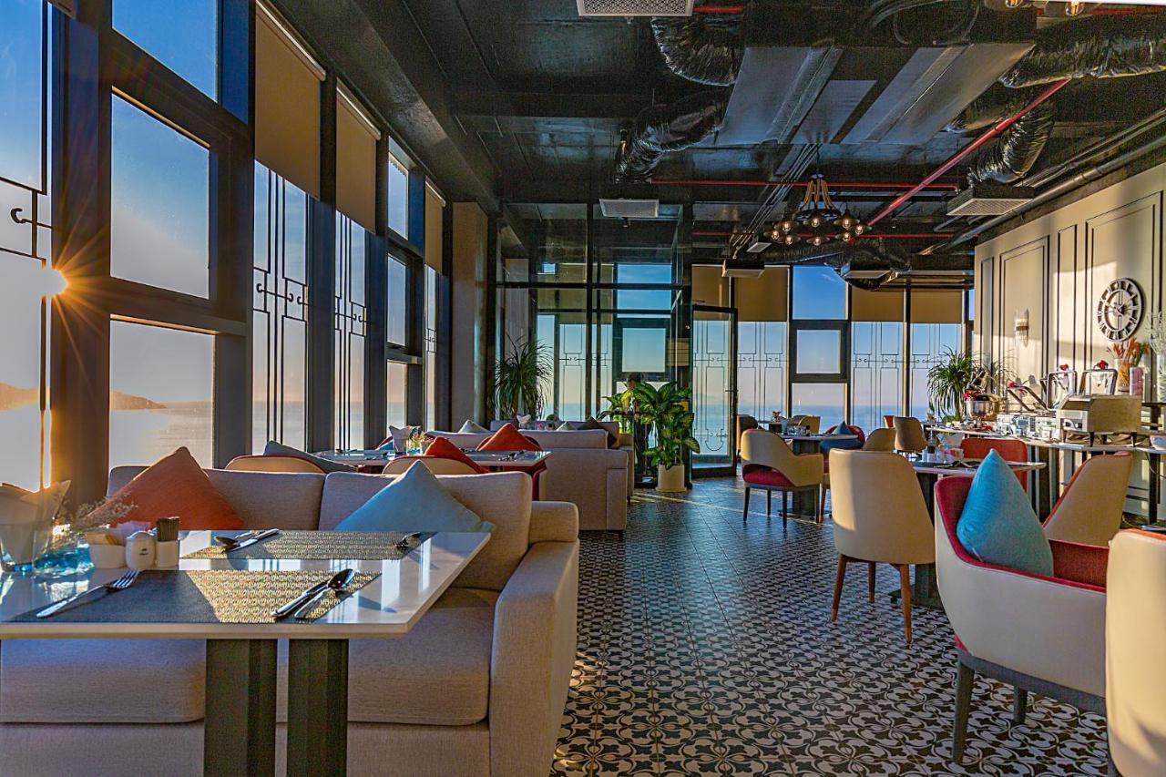 Peninsula Hotel Danang Екстер'єр фото