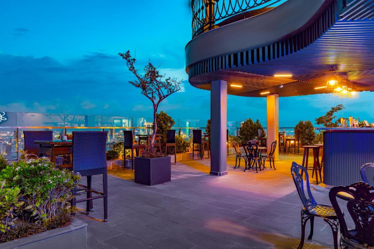 Peninsula Hotel Danang Екстер'єр фото