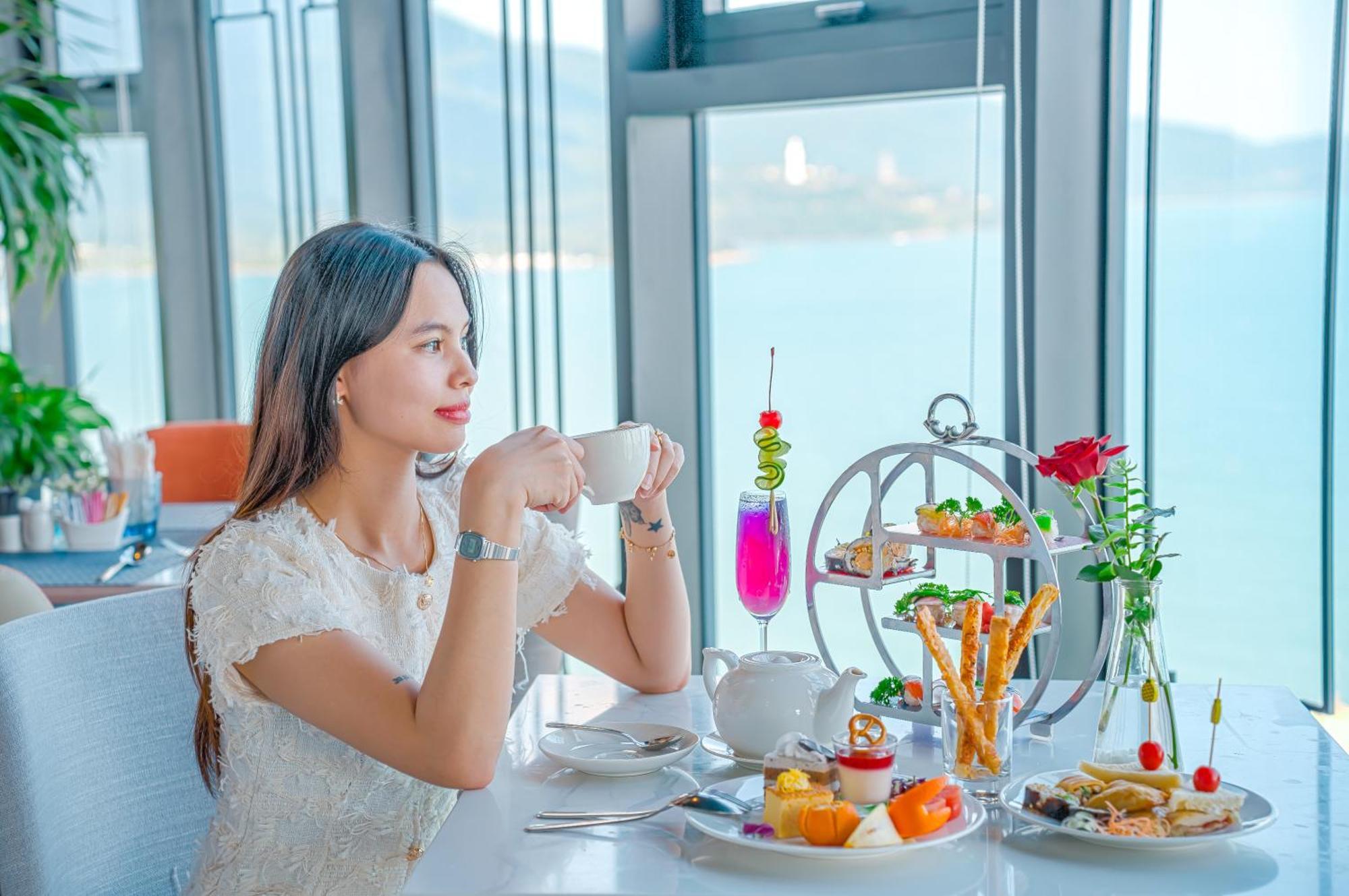 Peninsula Hotel Danang Екстер'єр фото